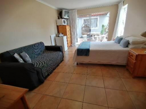 Lagoon Inn, Langebaan